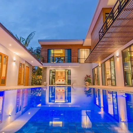 Moin Lakeside Pool Villa